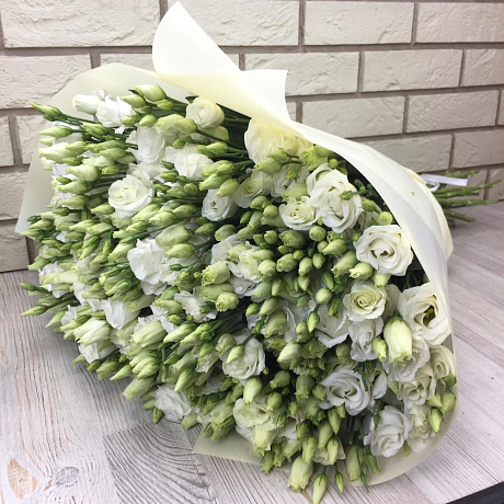 49 белых эустом - Фото 4