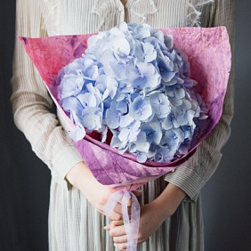 Букет цветов "голубая гортензия" №166