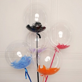 Композиция из прозрачных шаров "Сфера 3D Deco Bubble" с перьями