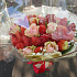Букет цветов Клубника, гранат, цветы - Фото 3