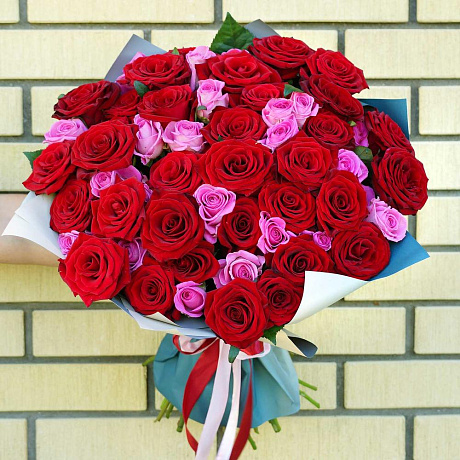 Букет из 51 красной и розовой розы №2 - Фото 3