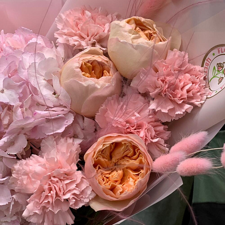 Букет с гортензией и пионовидными розами  «Розовая пудра» - Фото 5