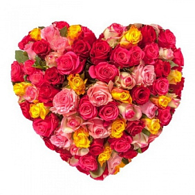 Букет Сердце из 75 разноцветных роз