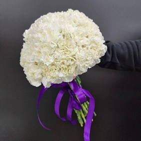 Ароматные белые диантусы