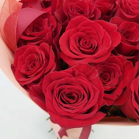 25 красных эквадорских роз в фоамиране - Фото 5