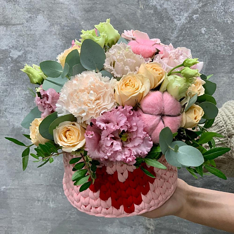 Нежная композиция в уютном кашпо - Фото 2