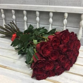 Букет из 25 роз Эксплорер Премиум 70 см