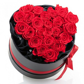 Букет Сердце из 15 розовых роз