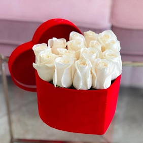 Luxe Розы в коробке