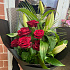Букет из 7 роз и 2 Лилии «Лёд и пламя» - Фото 3
