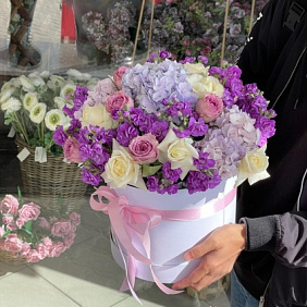 Цветы в коробке №826