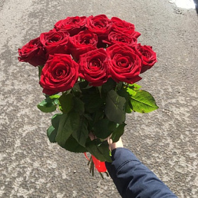 Красные розы Гран при