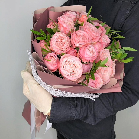 Букет из нежнейших кустовых роз с крупным бутоном - Фото 4