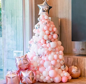 Фотозона "Новогодняя елка нежность" из шаров