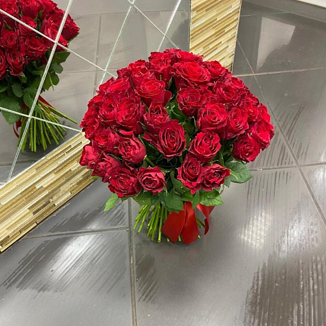 Букет из 51 кенийских роз - Фото 3