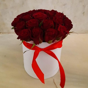 Коробка с розами №171