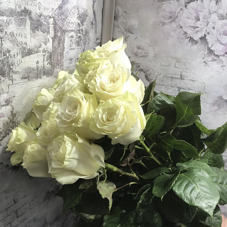 Букет 19 белых роз 70 см - Фото 3