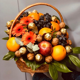 Корзина с фруктами "Вкус"