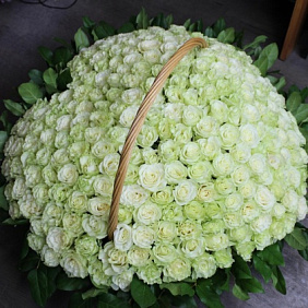 Корзина с цветами №423