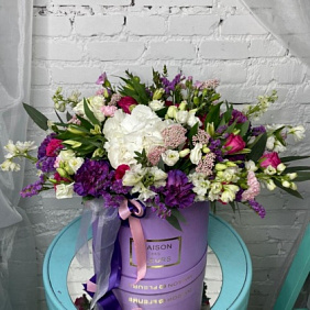 Цветы в коробке №410