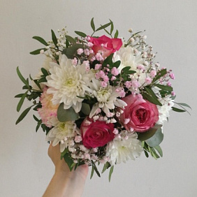 Коробка "Нежное утро" хризантема,роза