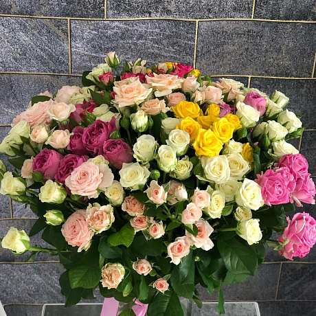 Букет 31 кустовая Роза - Фото 3