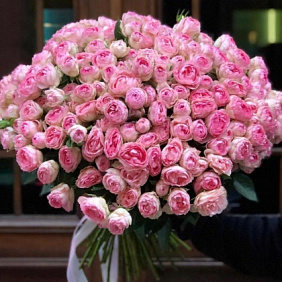 Букет цветов «Роскошный поцелуй»