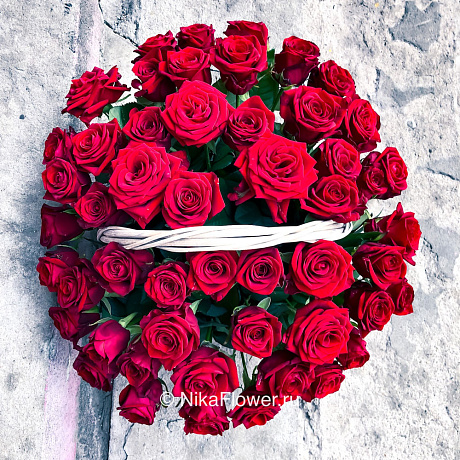 Корзина из красных роз №162 - Фото 2
