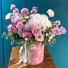 Цветы в коробке №883