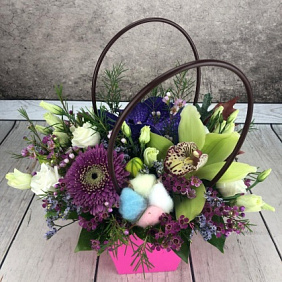 Сумка с цветами крафт Презент