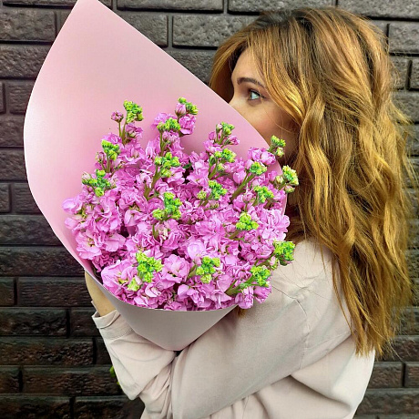 Букет из розовой маттиолы №160 - Фото 3