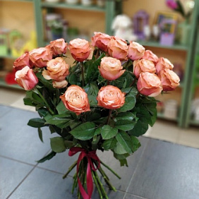 Монобукет из пионовидных роз