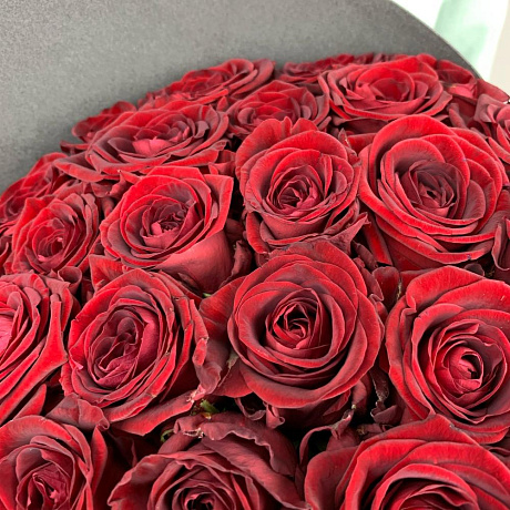 Букет «Красные розы в чёрном » М - Фото 6