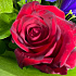 Яркий букет из ирисов и роз - Фото 5