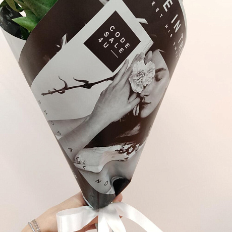 Монобукет, Эустома 9шт., в дизайнерской упаковке - Фото 3