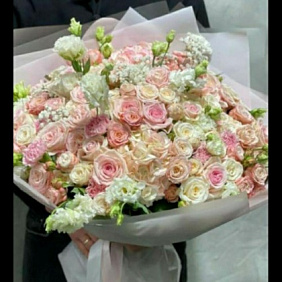 Букет с гортензиями №172