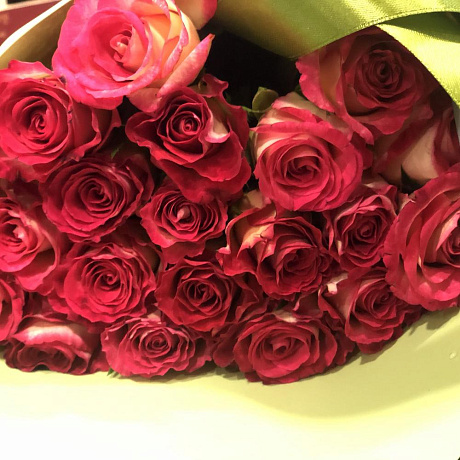 19 роз Свитнесс - Фото 5