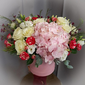 Цветы в коробке №393