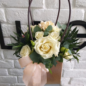 Букет цветов "White flowers"