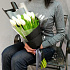 Стильный букет из белых тюльпанов - Фото 3