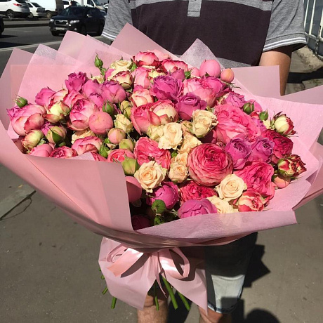 Букет из кустовых роз Идеалло - Фото 2