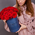 25 красных роз в шляпной коробке (синяя) - Фото 2