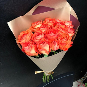 Лососевые розы 50 см