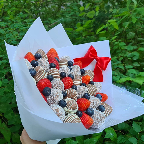 Букет Скарлет (в белой бумаге) - Фото 2