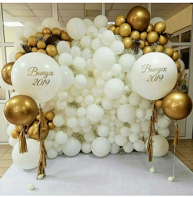 Фотозона "Стена из пузырьков" - 14 из шаров