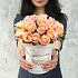 Шляпная коробка из коралловых роз с тишью Влюбленность - Фото 2