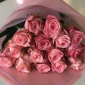 Букет цветов "Розовый комплимент" №160