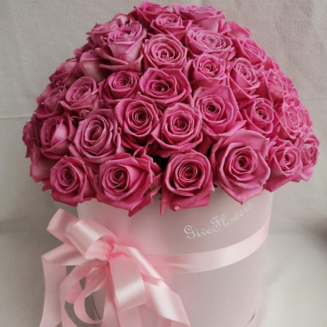 75 розовых роз в шляпной коробке - Фото 2