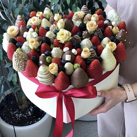 Коробка от всей души с цветами