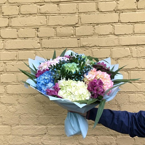 Букет с гортензией №165